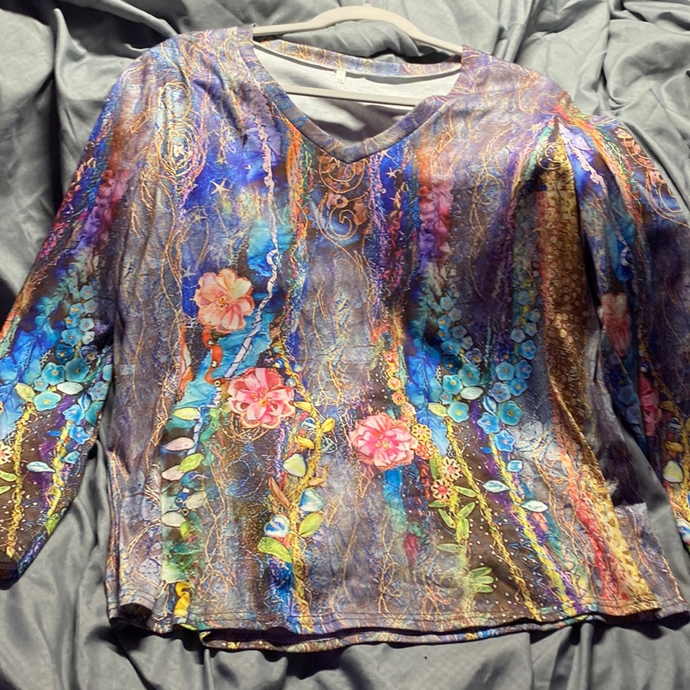 Colorful long sleeve shirt